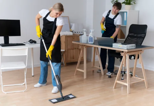 Nettoyage de bureau professionnel à Saint-Sauveur-de-Ginestoux
